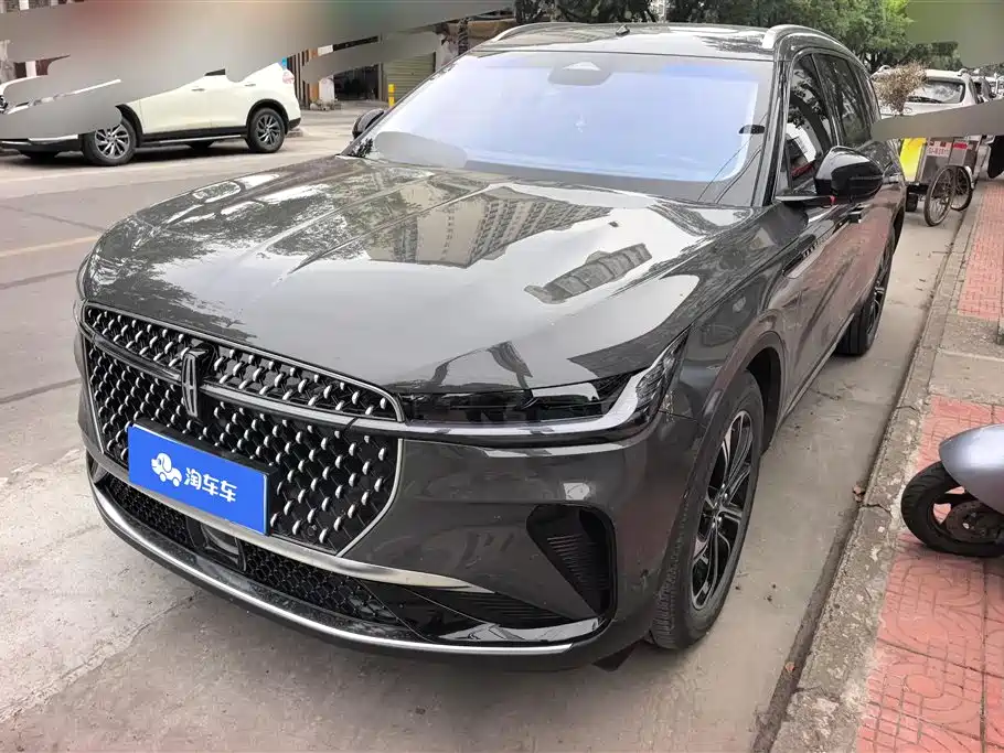 Lincoln Nautilus 2023 2.0T 4WD Premium Comfort Edition