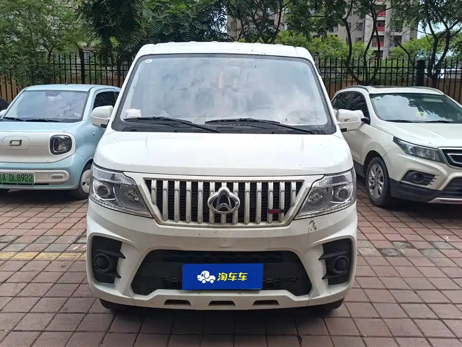 Changan M60 2023 1.5L GDI Comfort 6/7 мест