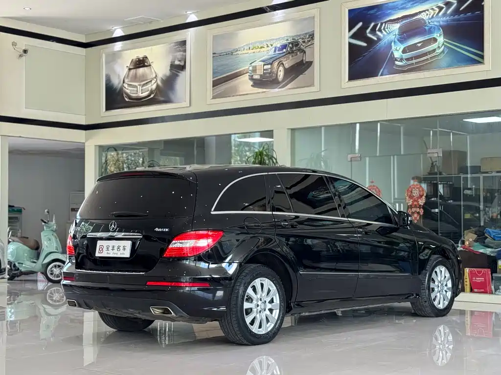 Mercedes-Benz R-Class — миниатюра 16