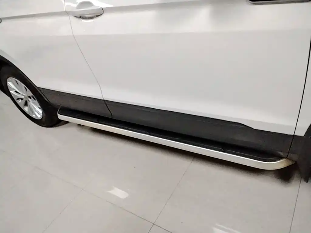 Volkswagen Tiguan L — миниатюра 21