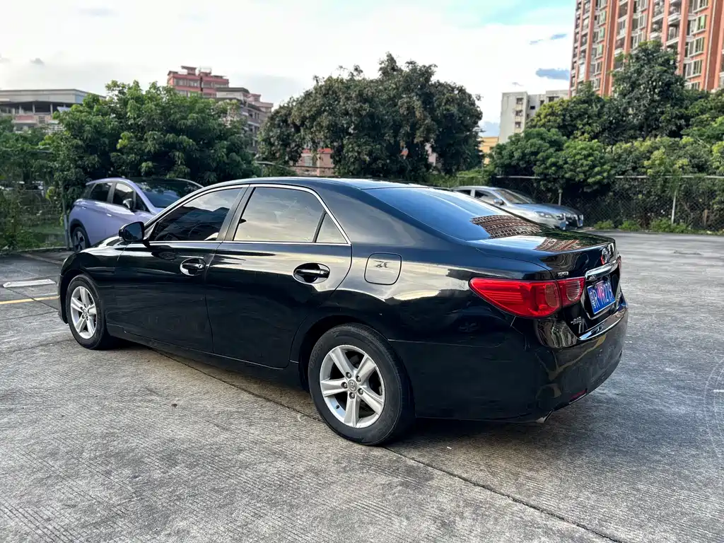 Toyota Reiz 2010 2.5S