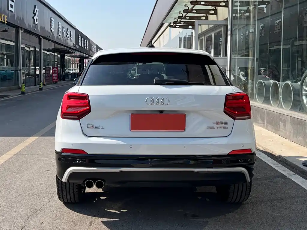 Audi Q2L 2020 35 TFSI