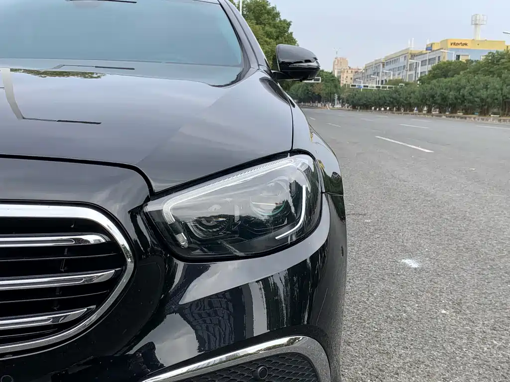 Mercedes-Benz E-Class New Energy E 350 e L Plug-in Hybrid Sedan, фото 13