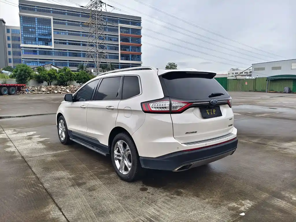 Ford Edge — миниатюра 4