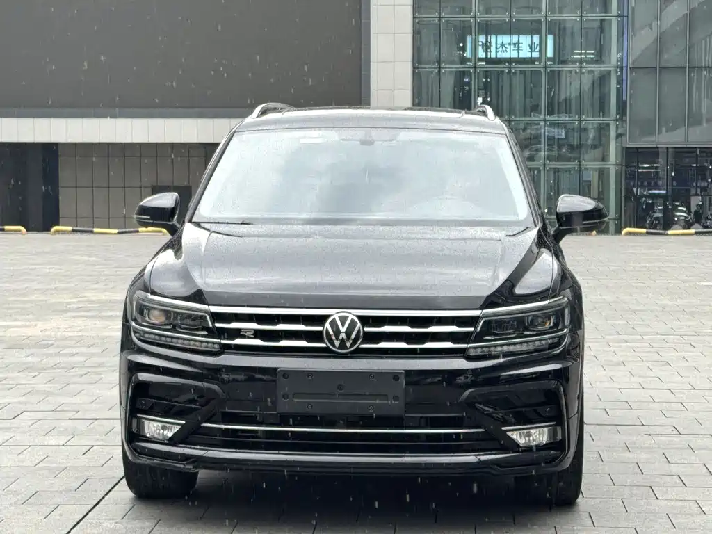 Volkswagen Tiguan L L 2021 330TSI AT R-Line Flagship