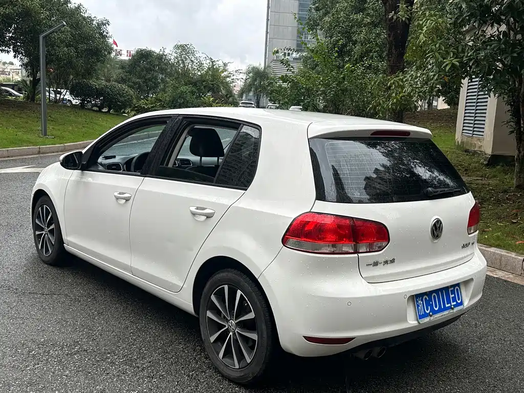 Volkswagen Golf — миниатюра 6