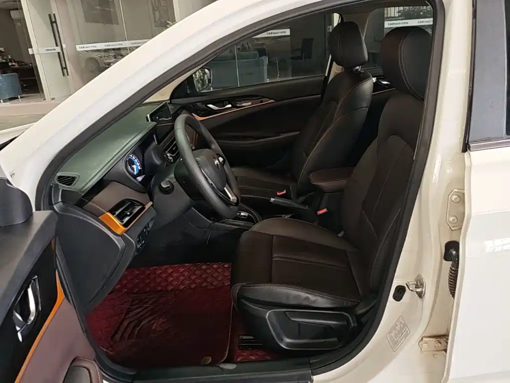 Changan Eado DT — миниатюра 15