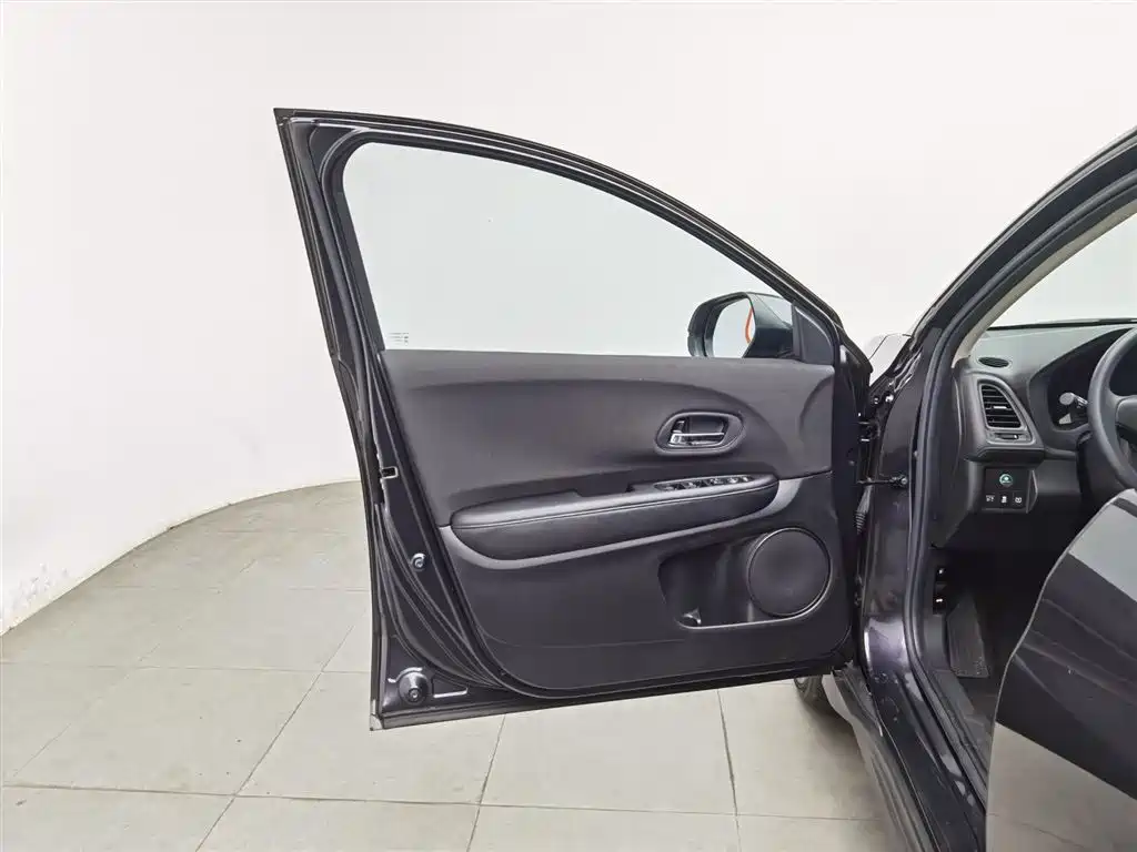 Honda Vezel 2020 1.5L CVT Elite