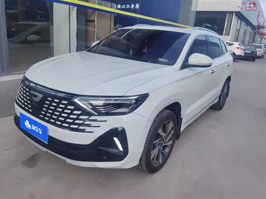 Купить Jetta VS7