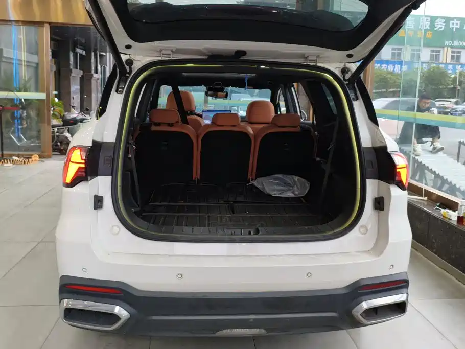 Geely Haoyue L — миниатюра 4