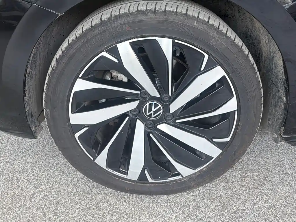 Volkswagen Passat — миниатюра 7