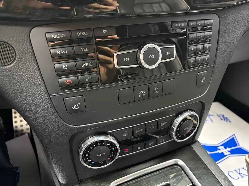 Mercedes-Benz GLK-Class — миниатюра 12