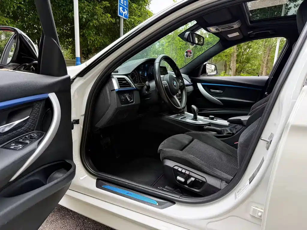BMW 3 Series 3 2018 320i M Sport