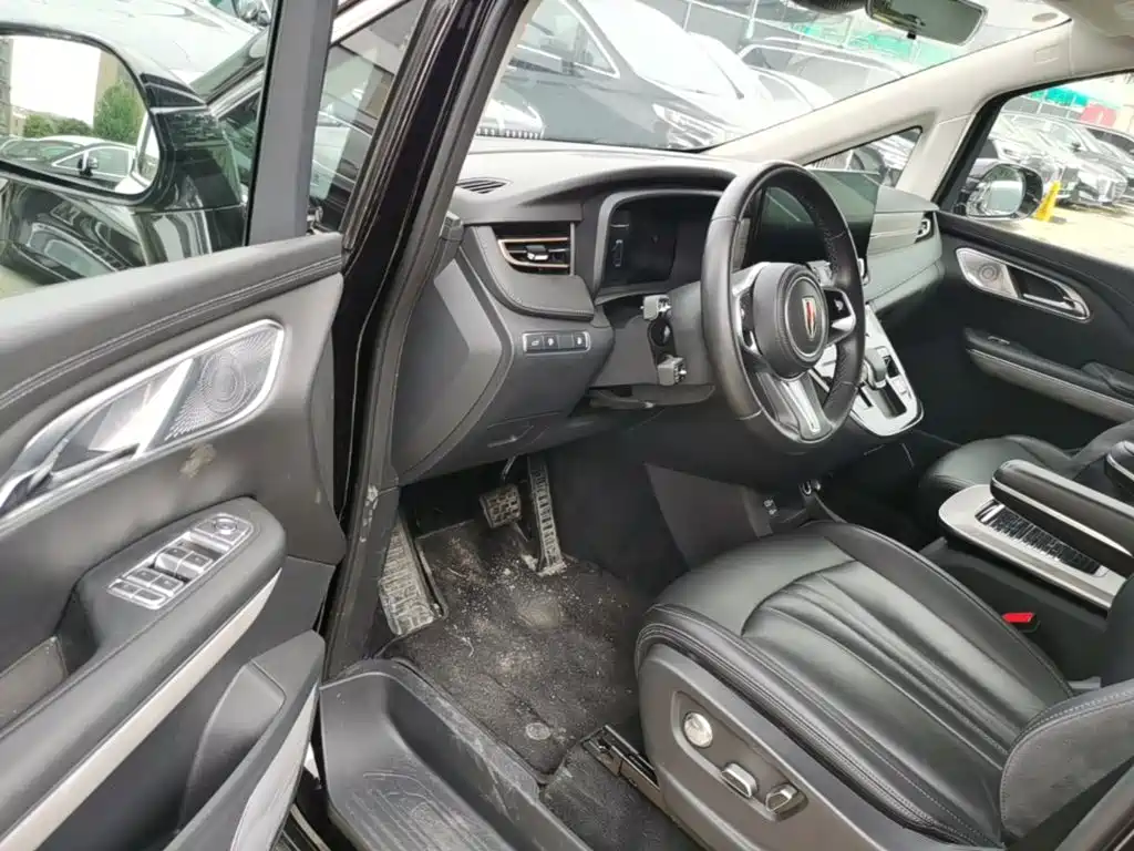 Hongqi Hongqi HQ9 PHEV — миниатюра 16