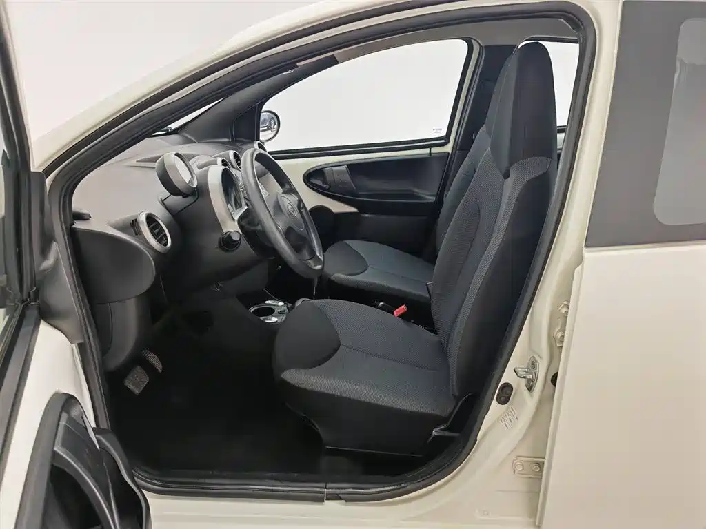 BYD F0 2013 1.0L AMT
