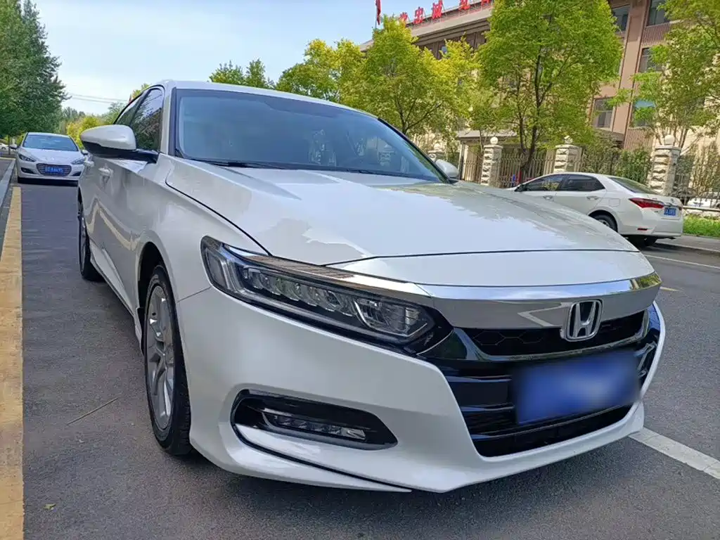 Honda Accord — миниатюра 5