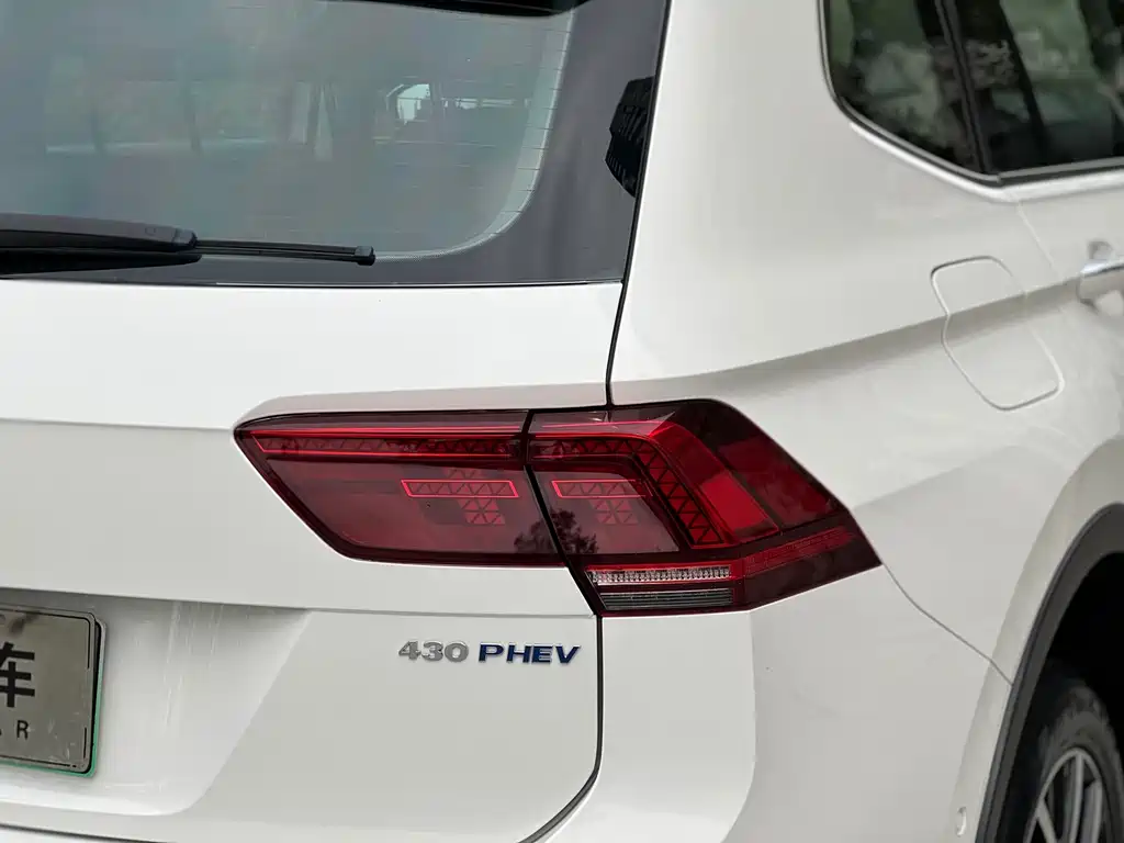 VOLKSWAGEN TIGUAN L NEW ENERGY