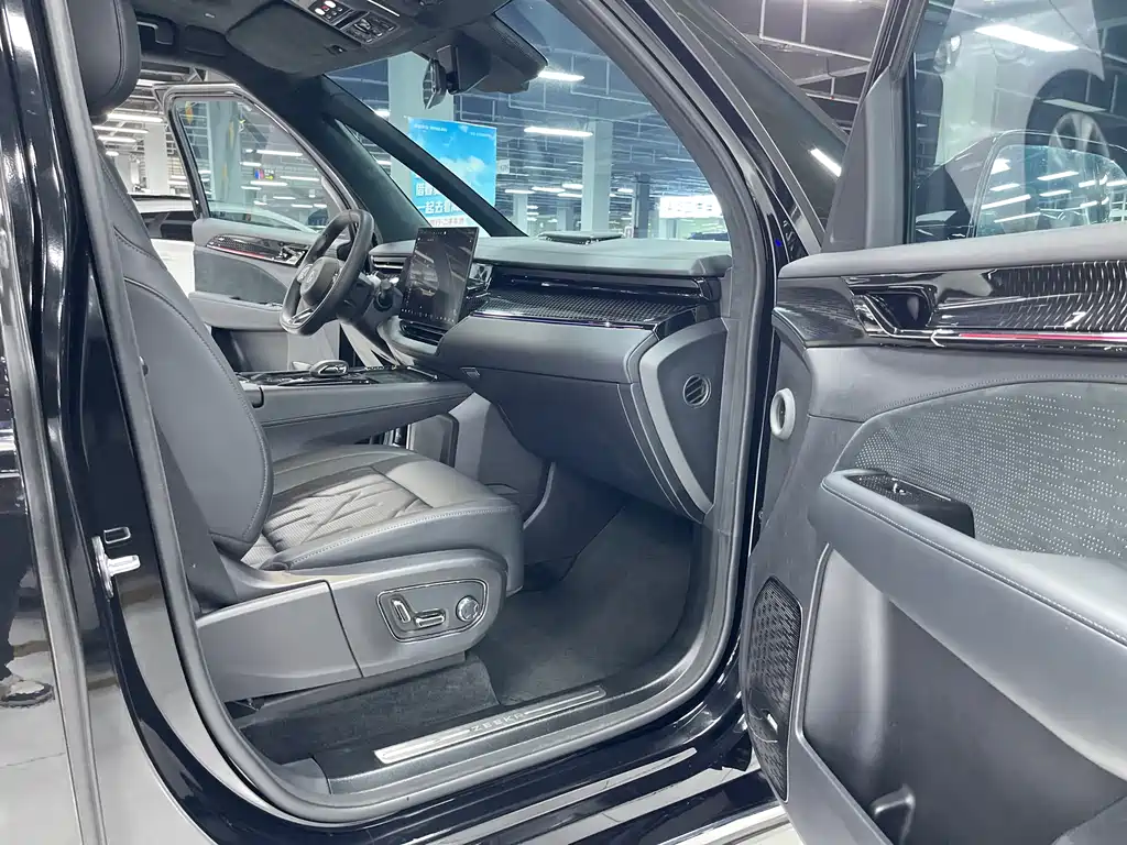 ZEEKR EXTREME KRYPTON 009