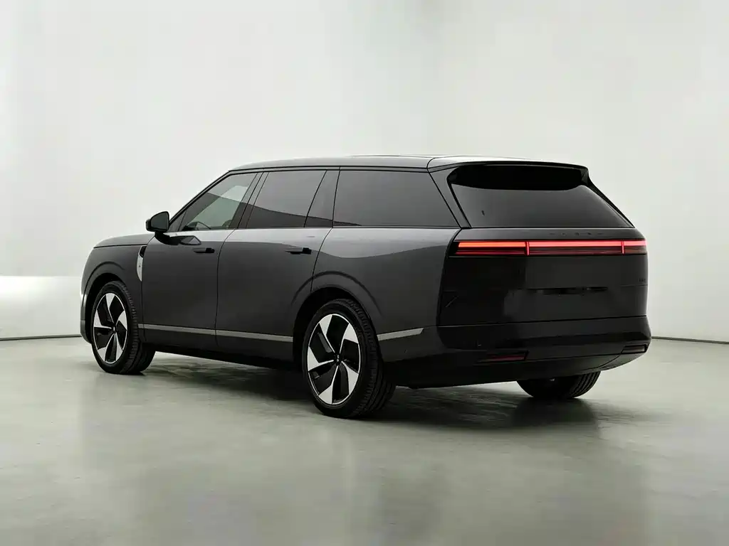 XPeng GX — миниатюра 9