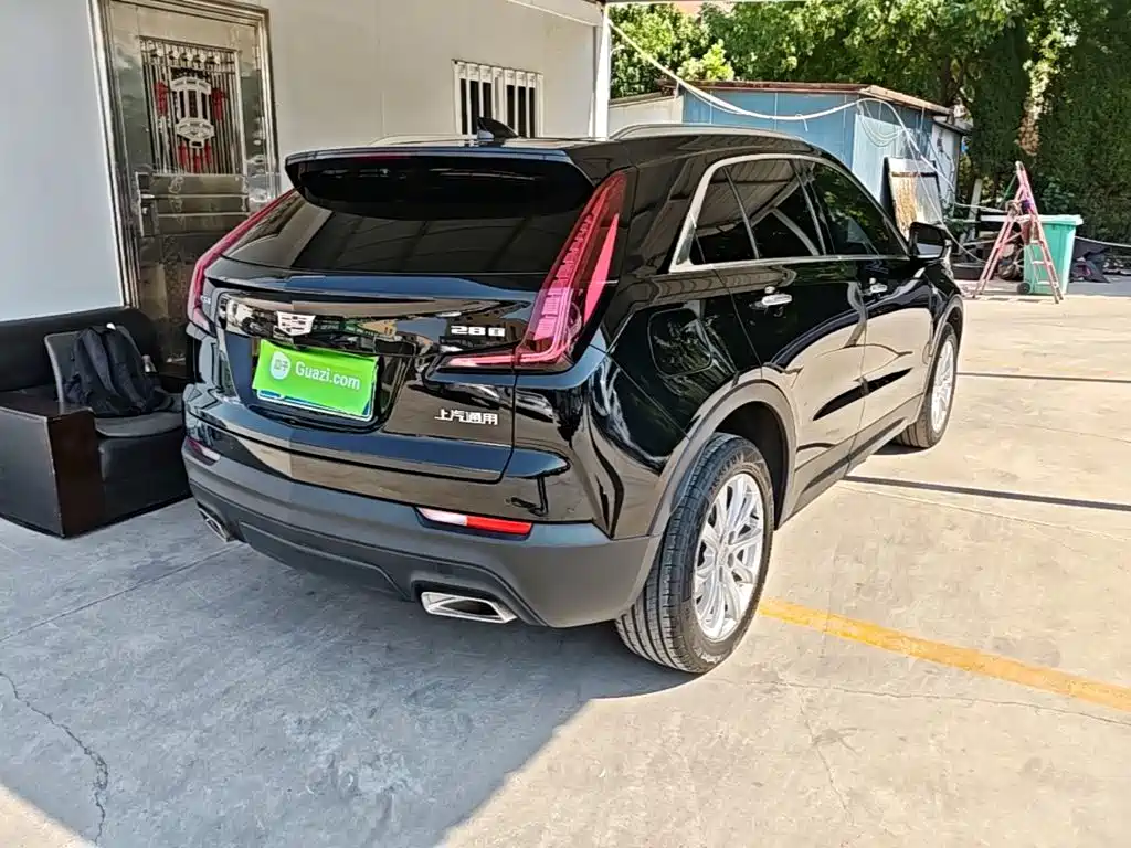 Cadillac XT4 2023 28T