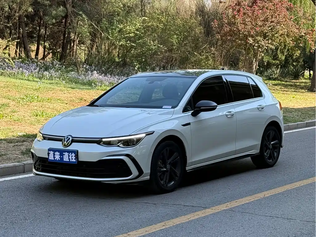 Volkswagen Golf 2023