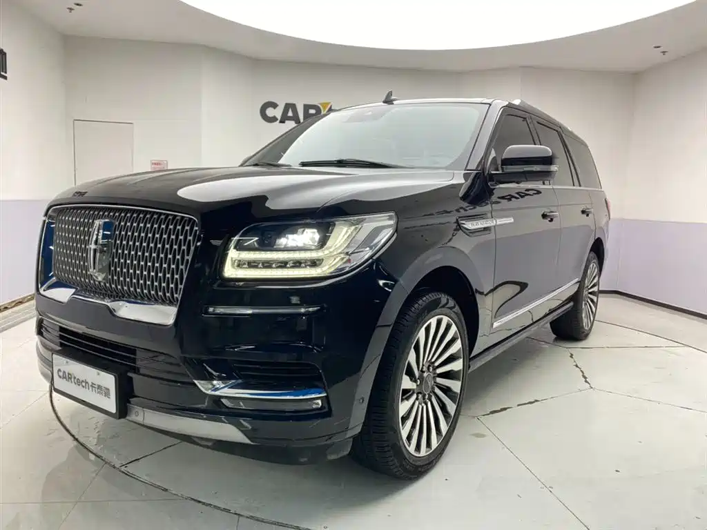 Lincoln Navigator 2021