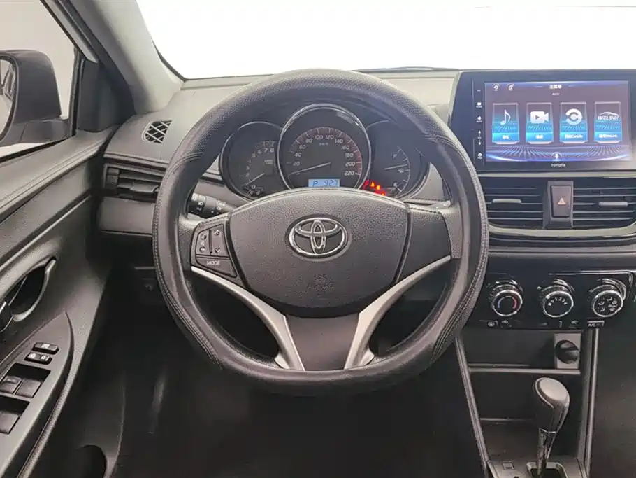 TOYOTA VIOS