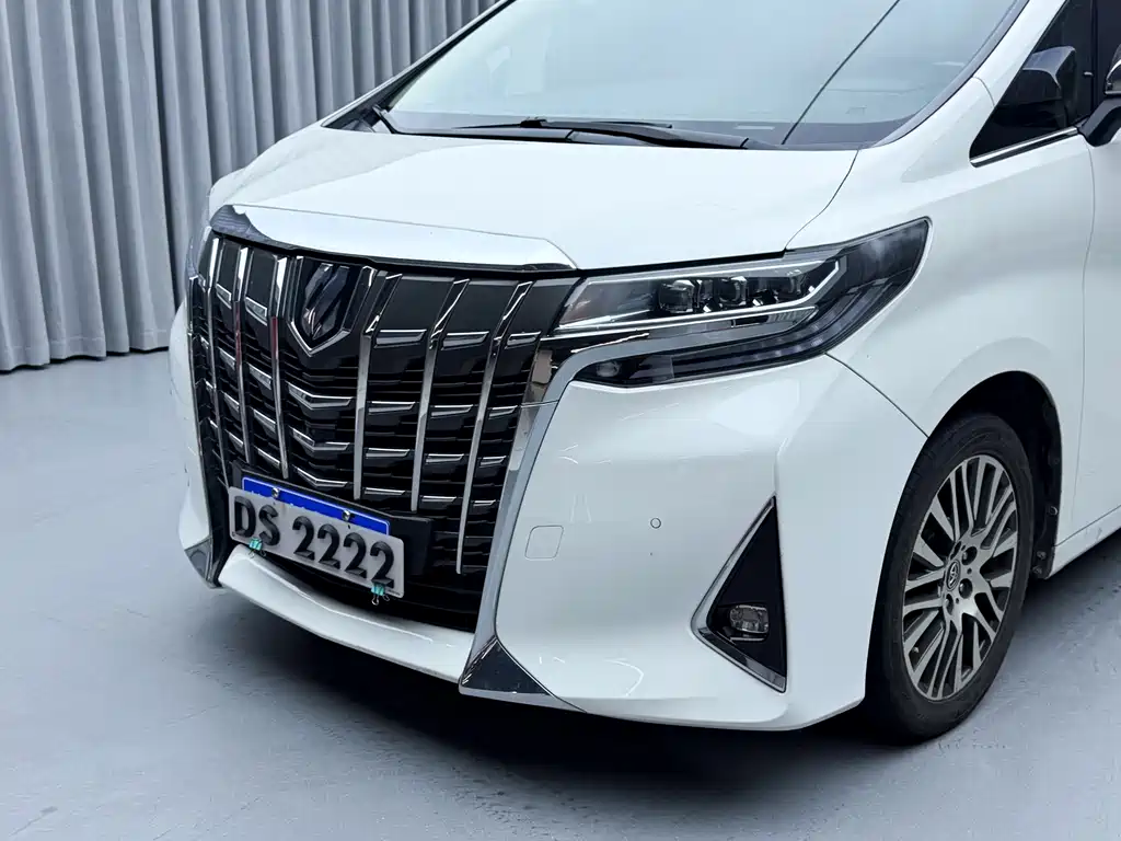 Toyota Alphard 2015 3.5L Luxury