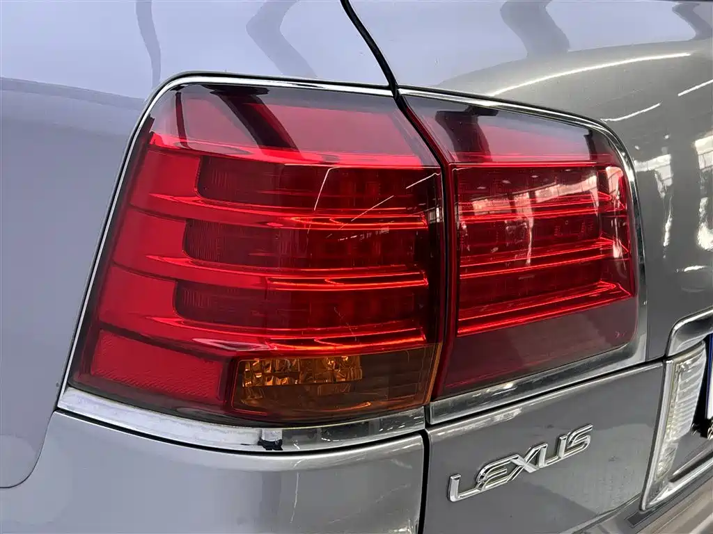 Lexus LX 2007 570