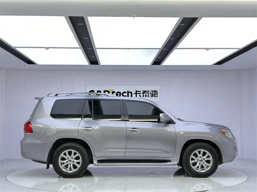 Lexus LX 2007 570