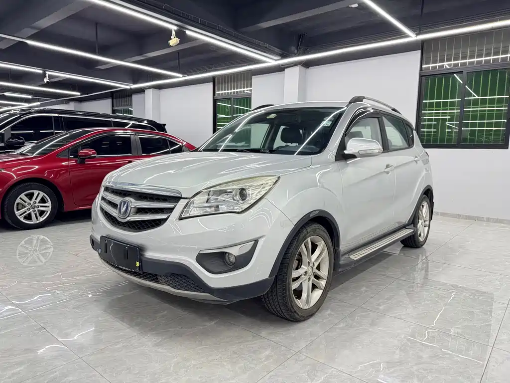 Купить Changan CS35