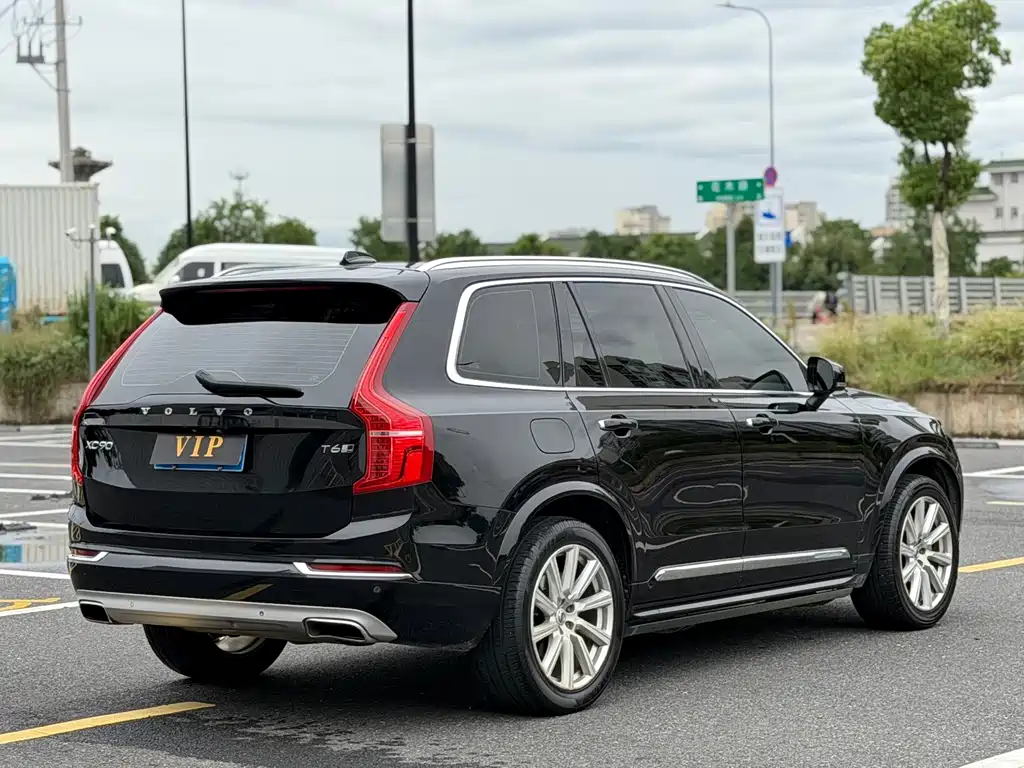 Volvo XC90 — миниатюра 3