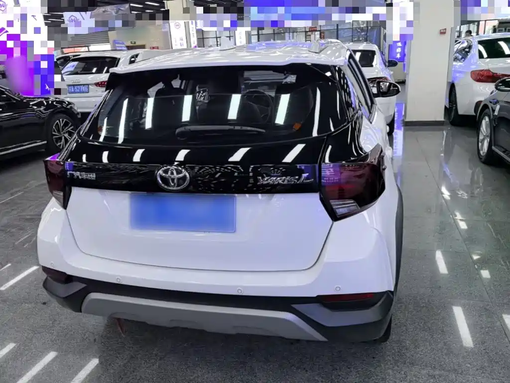 Toyota Yaris L — миниатюра 6