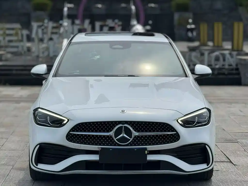 Mercedes-Benz C-Class — миниатюра 2