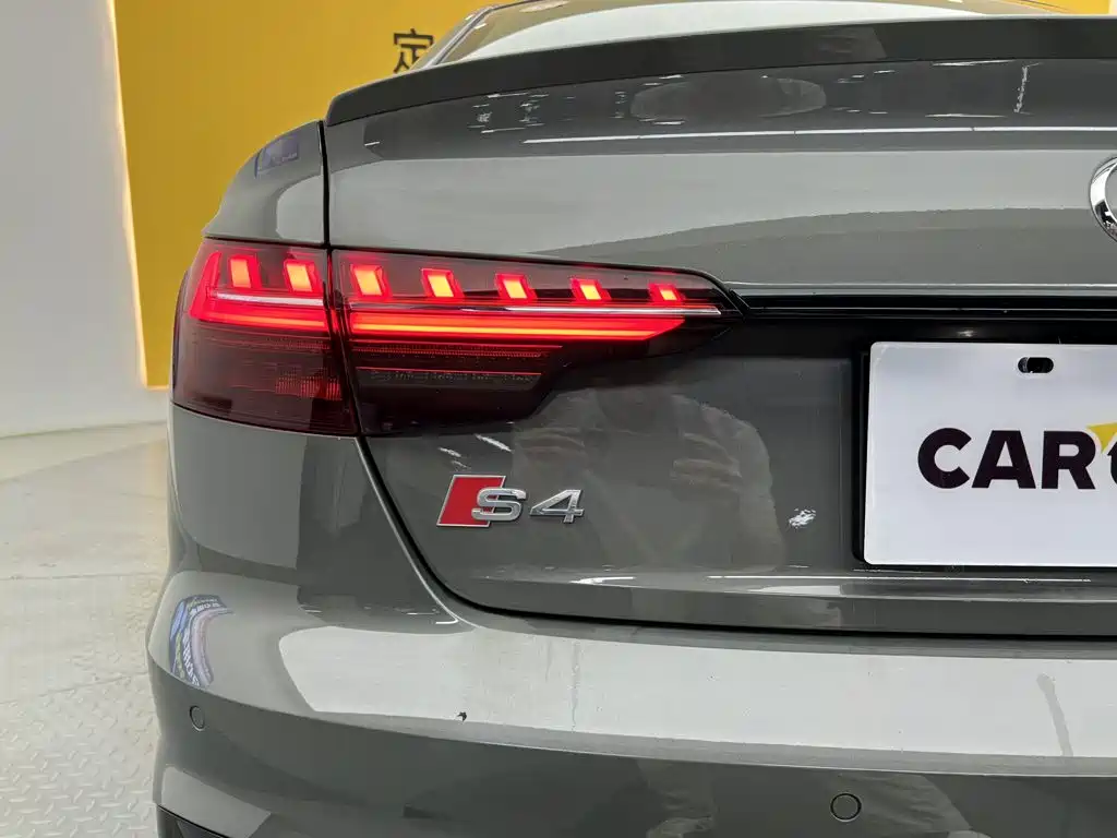 Audi S4 — миниатюра 11