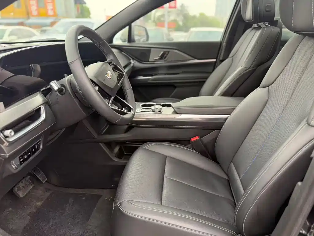 Cadillac XT5 2024 2.0T Luxury