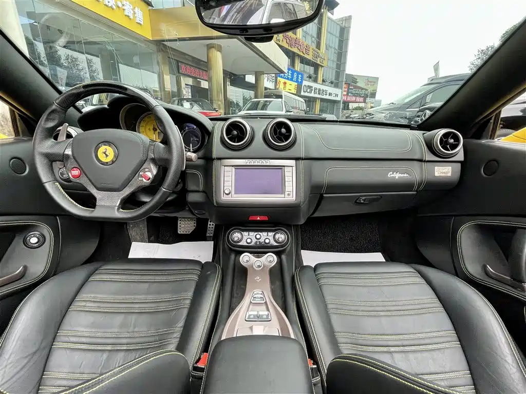 Ferrari California T 2009 4.3L