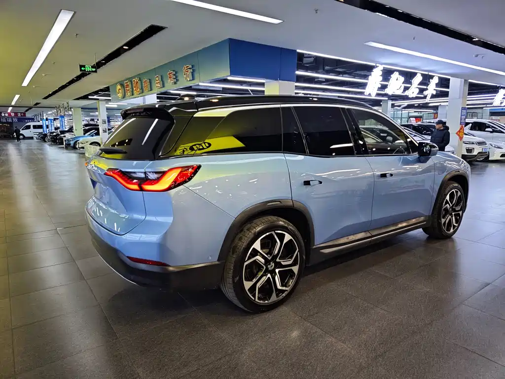 NIO NIO ES8