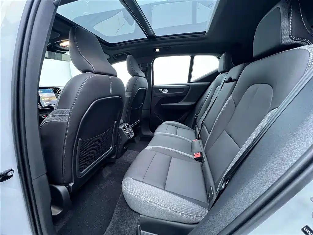 Volvo XC40 — фотографии объявления, Фото 25