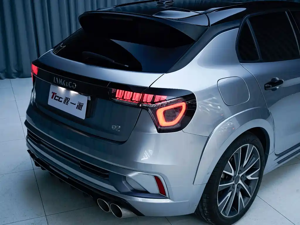 LYNK & CO. 02 HATCHBACK