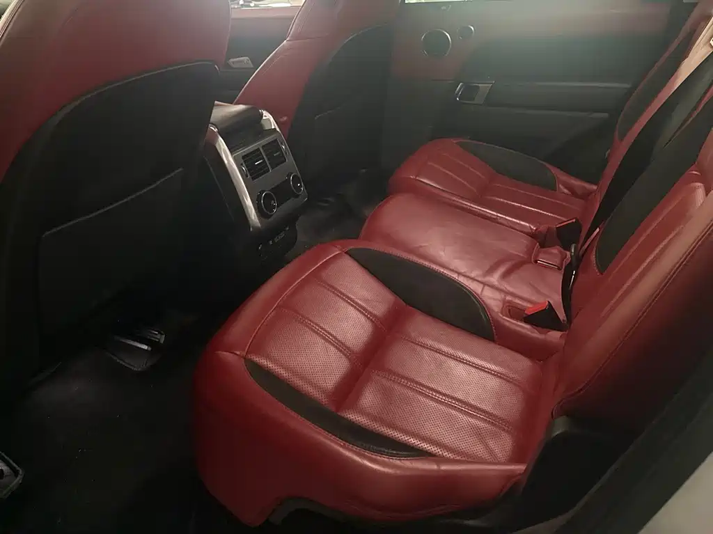 Land Rover Range Rover Sport 2020 3.0 L6 HSE DYNAMIC