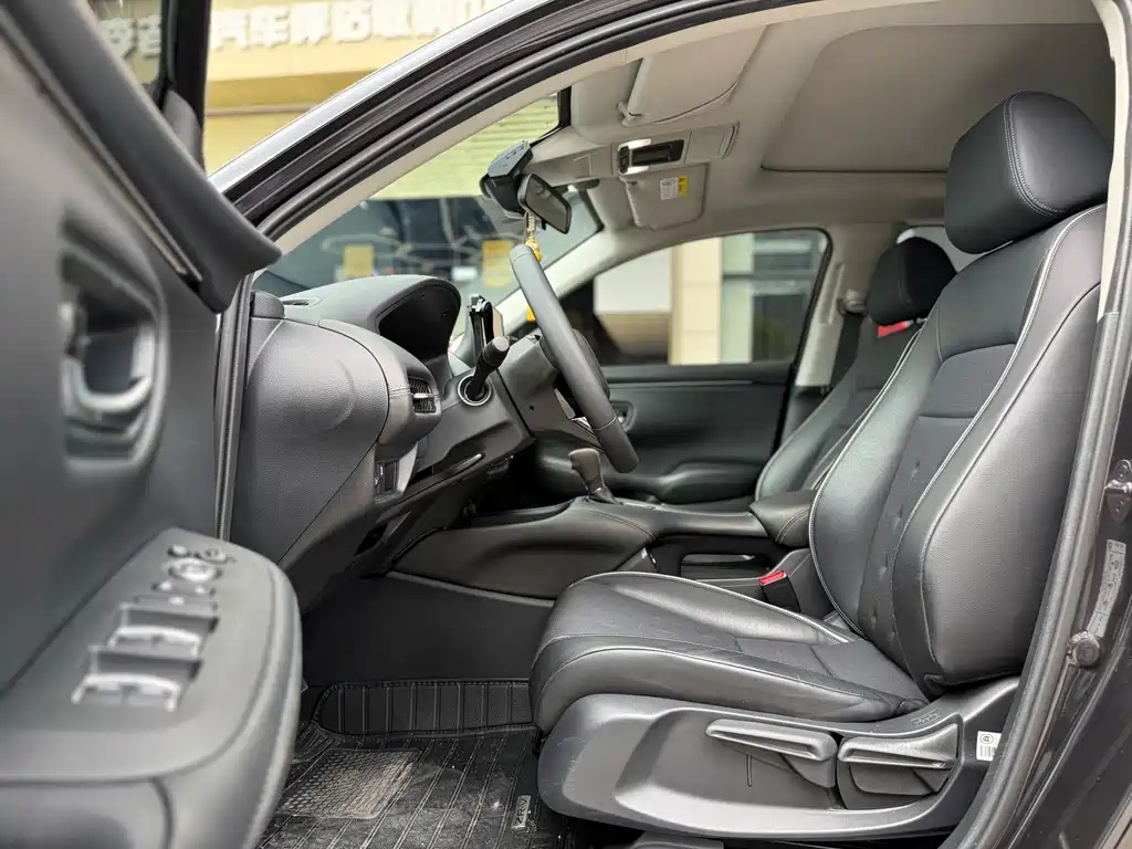 Honda ZR-V — миниатюра 6