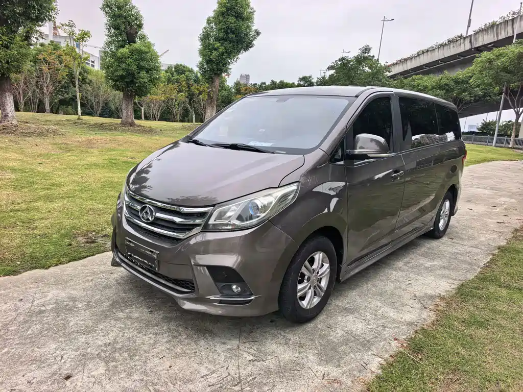 MAXUS G10