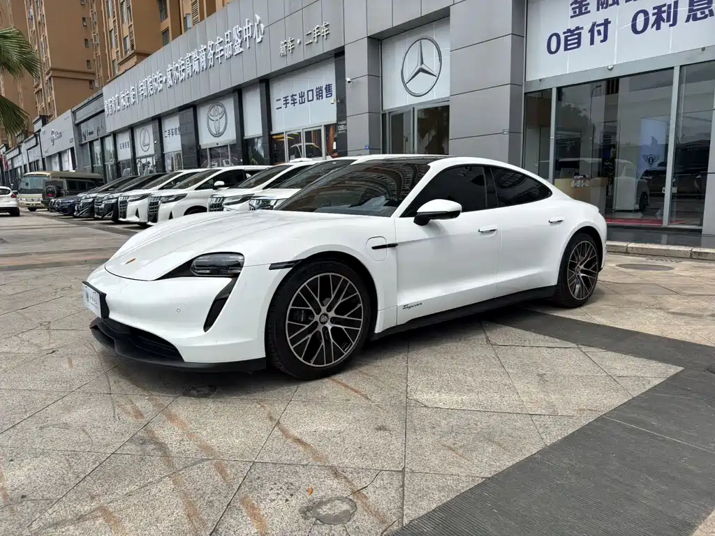 Porsche Taycan 2022 Taycan