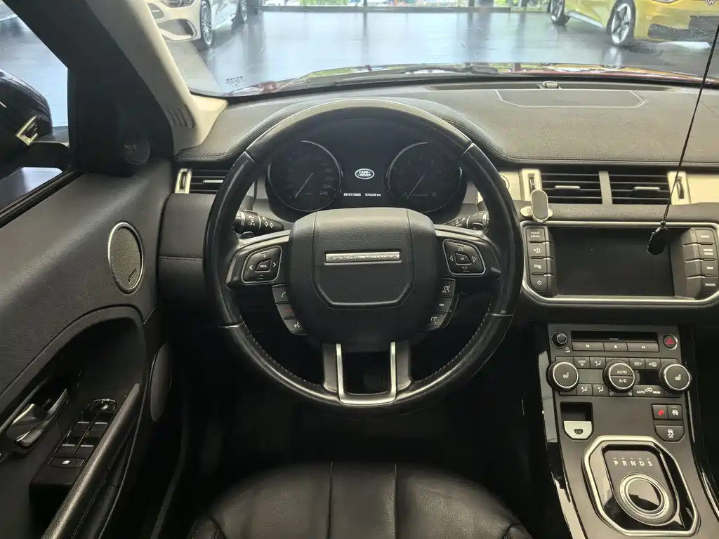 Land Rover Range Rover Evoque 2014 2.0T 5