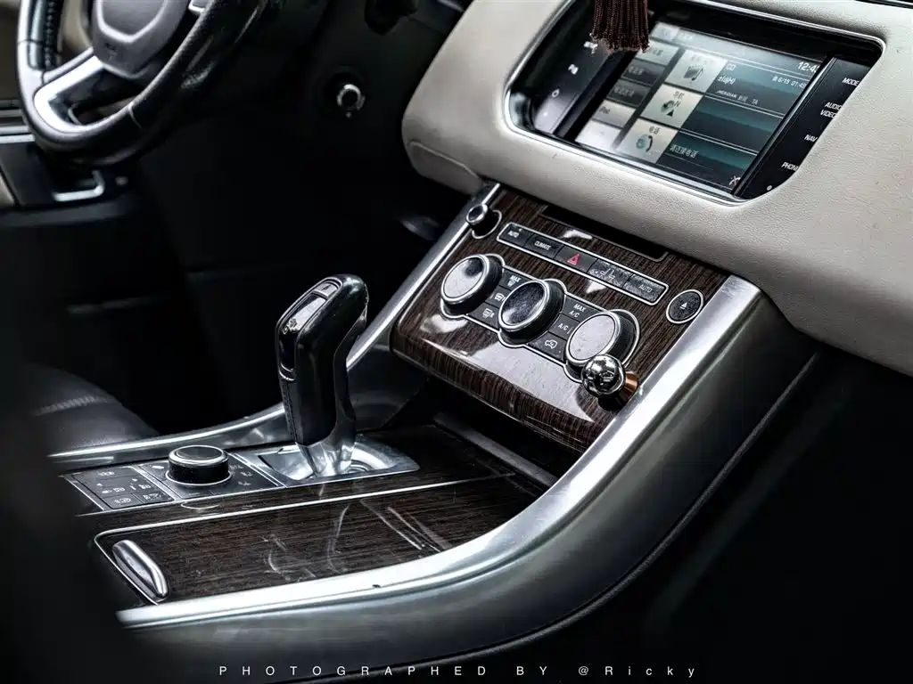Land Rover Range Rover Sport 2015 3.0 SC V6 HSE