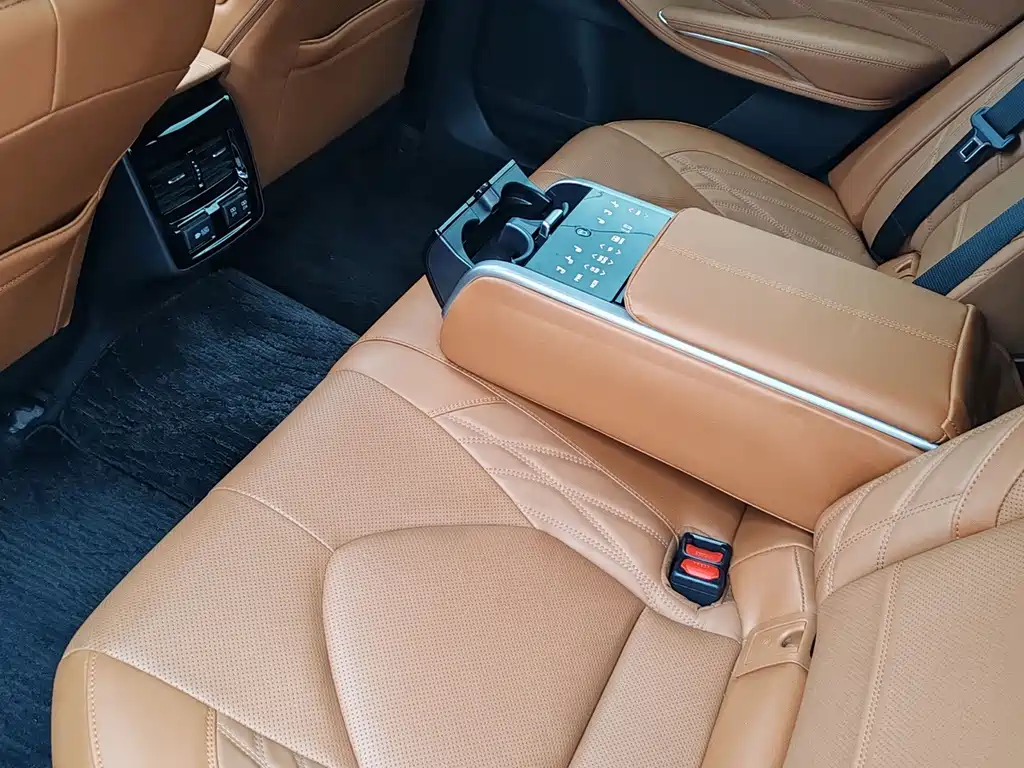 Toyota Avalon — миниатюра 8