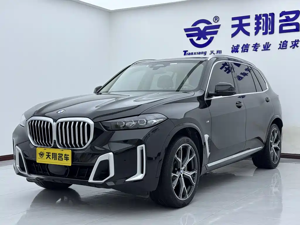BMW X5 2023 xDrive 30Li Premium M Sport