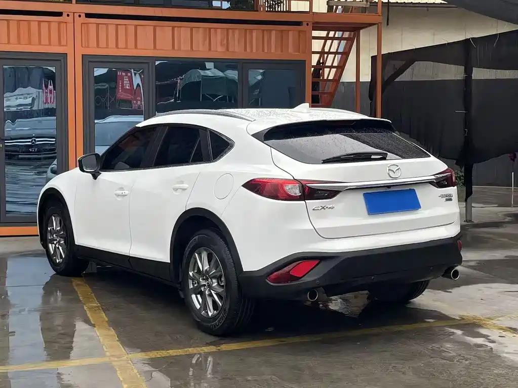 MAZDA CX 4