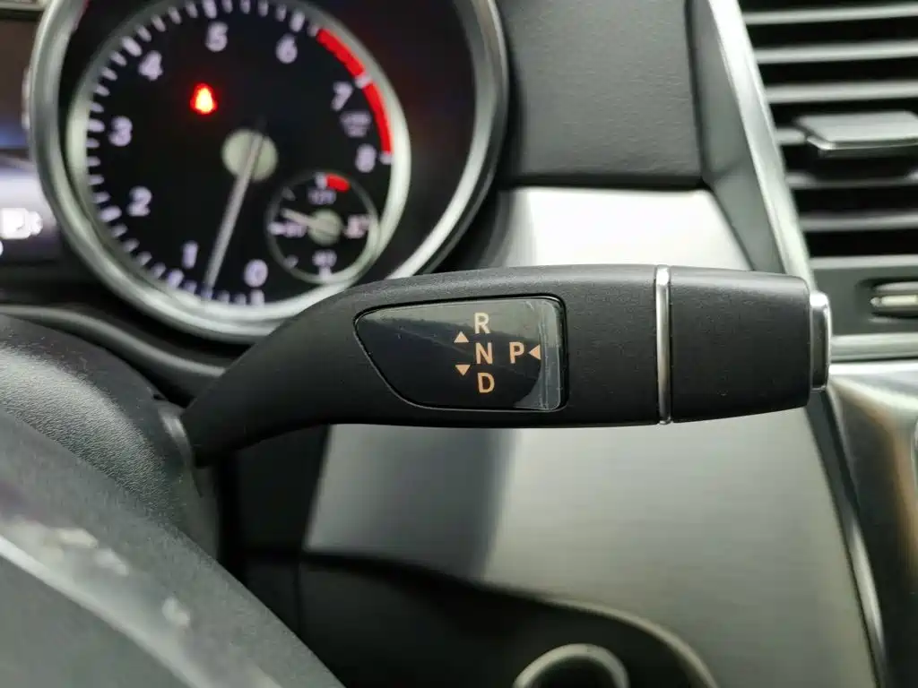 Mercedes-Benz M-Class — миниатюра 13